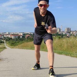 Team Megawatt Elite Michal Lesniak, showcasing the shot.